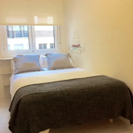 Oteiza Cerca De La Playa De La Zurriola Apartamento